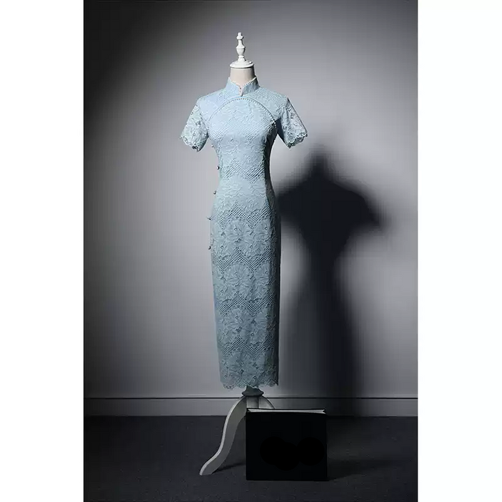 Luxury Blue Cheongsam Dress with Floral Lace – Elegant Blue Evening Gown with High Collar and Short-Sleeve Plus Size