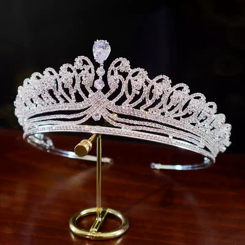 Luxurious Bridal Tiara Silver Crown – Silver Crystal Bridal Crown