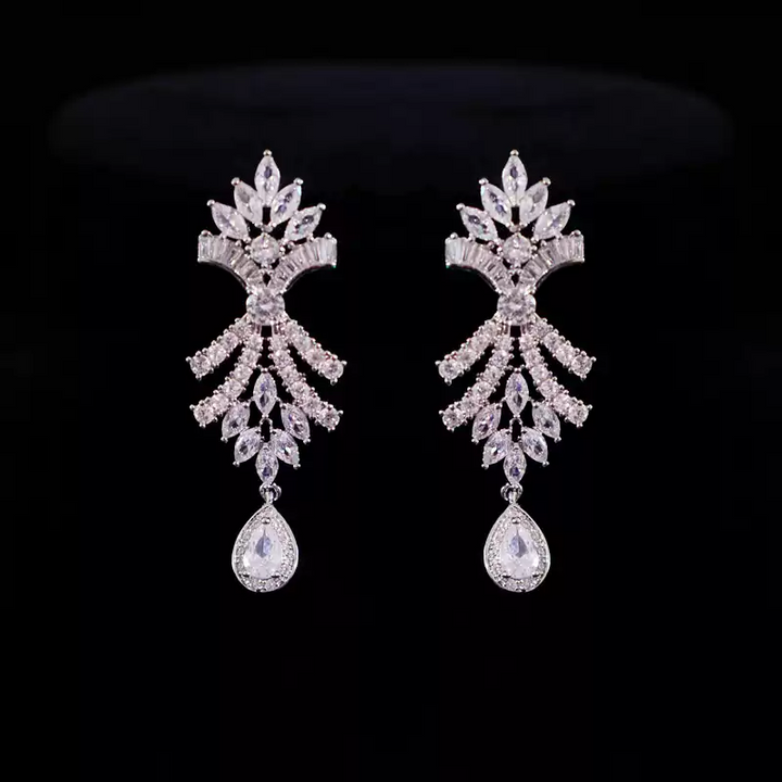 Vintage-Inspired Zircon Jewelry Set - Diamond Necklace and Bride Earrings