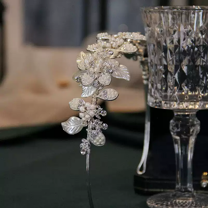 Moonlit Fern – Pearl & Crystal Leaf Bridal Headband
