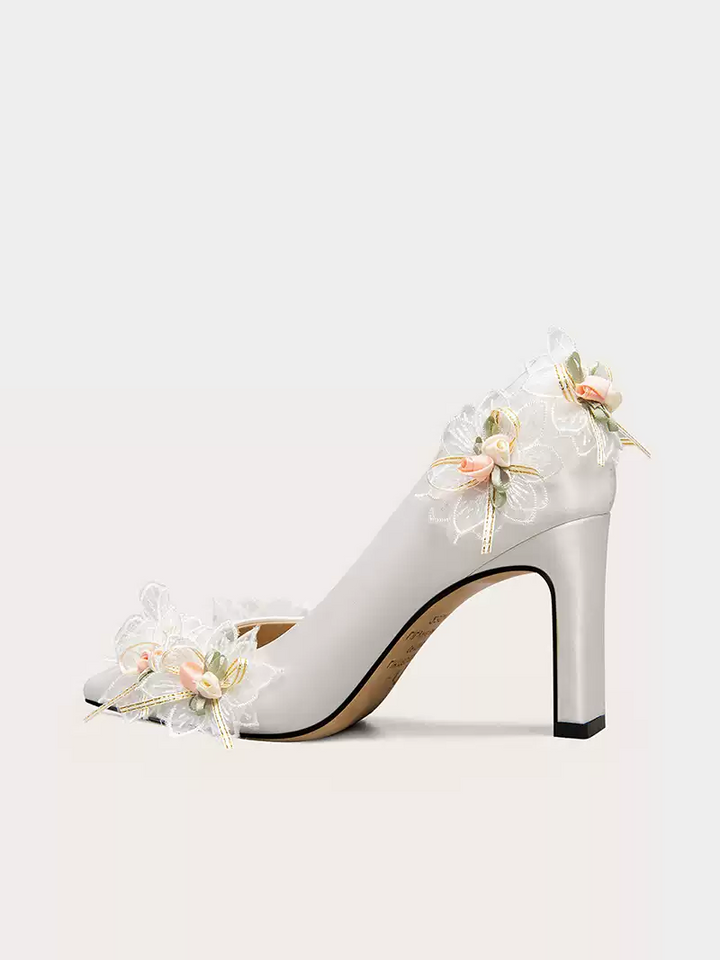 Vintage-Inspired White Bridal Chunky Heels with Floral Appliqués - Comfortable High Heels