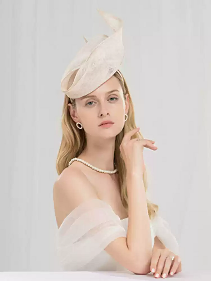 Elegant Ivory Sculptural Fascinator - Hair Fascinators