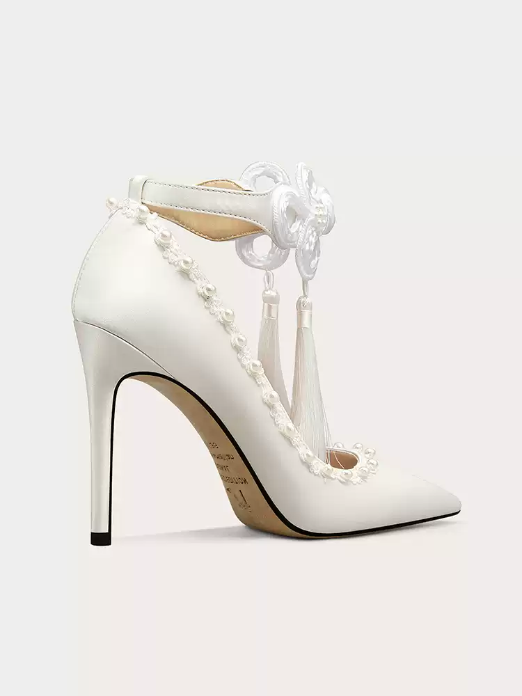 Vintage-Inspired White Bridal High Heels with Tassel Accents - Elegant T-Strap Design