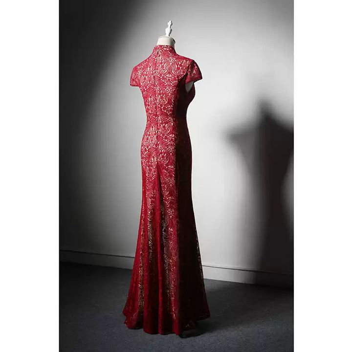 Elegant Red Lace Cheongsam Dress with Floral Embroidery - Formal Evening Gown with Fitted Mermaid Silhouette Plus Size