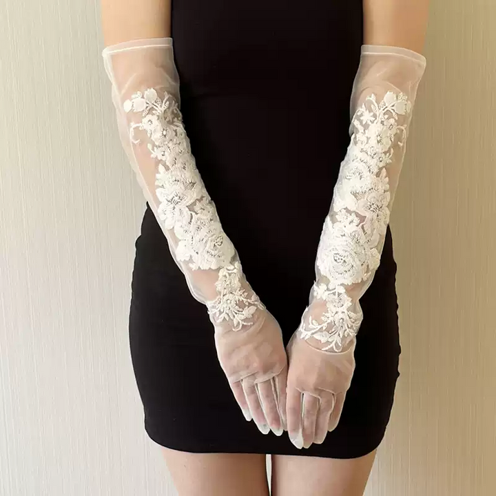 Luxurious White Floral Embroidered Tulle Bridal Gloves