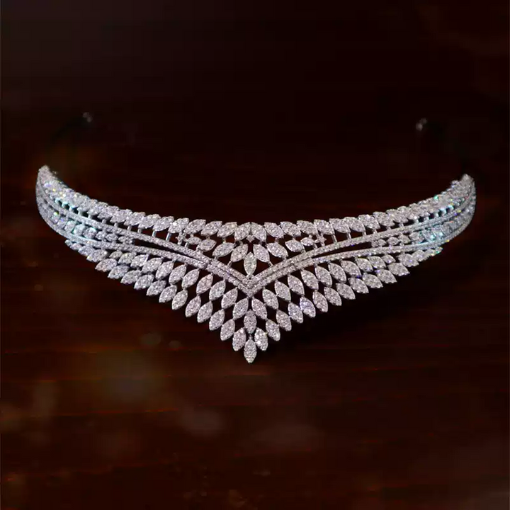 Luxurious Silver Crystal Bridal Crown – Elegant Bridal Headpiece for Wedding