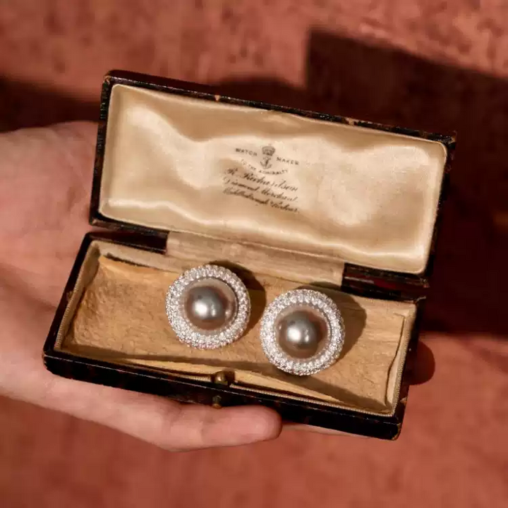Moonlit Reverie – Handmade Vintage-Style Gray Pearl and Zircon Halo Earrings - Nix