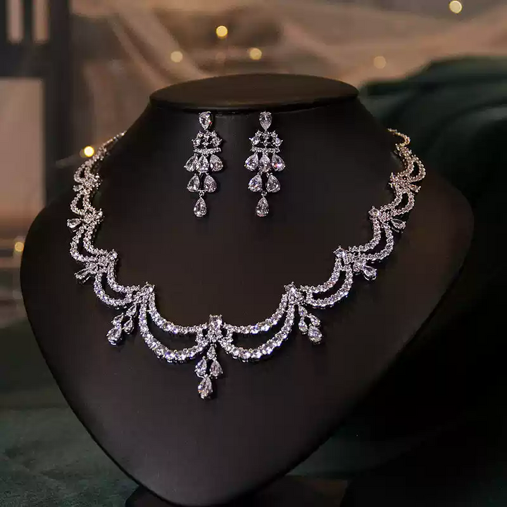 Luxurious Zircon Necklace and Earrings Set – Bridal Jewelry Set