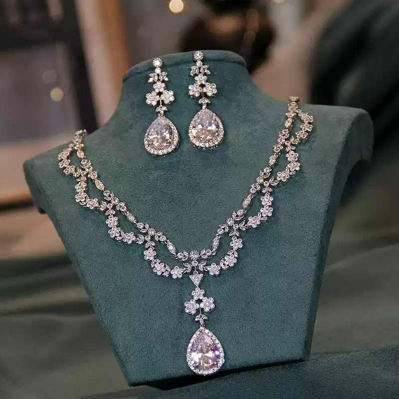 Luxury Zircon Necklace and Earrings Set – Elegant Bridal Jewelry Set