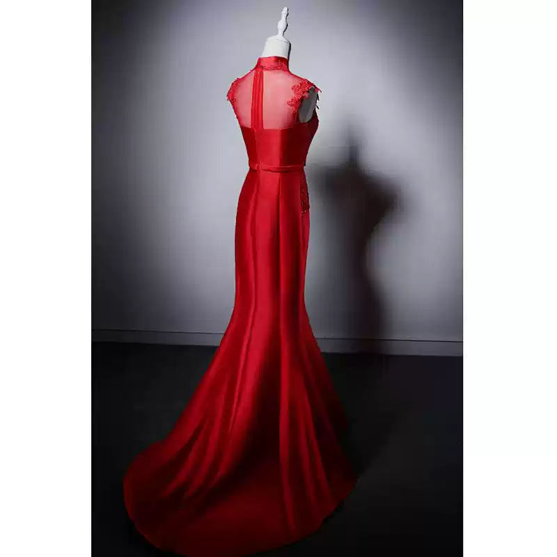 Luxury Red Cheongsam Dress with Lace Appliqué – Elegant High-Neck Mermaid Evening Gown with Sheer Bodice Plus Size