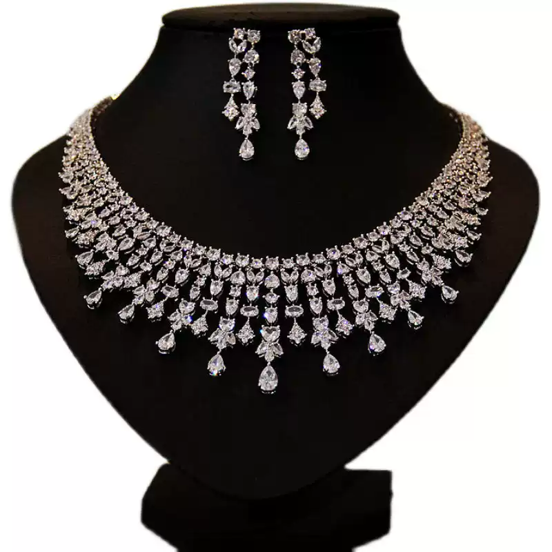 Luxurious Zircon Bridal Necklace and Earrings Jewelry Set