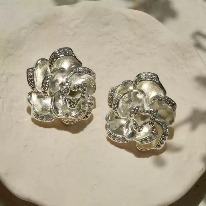 Whispers of Rose – Vintage Silver Camellia Earrings - La Vie en Rose