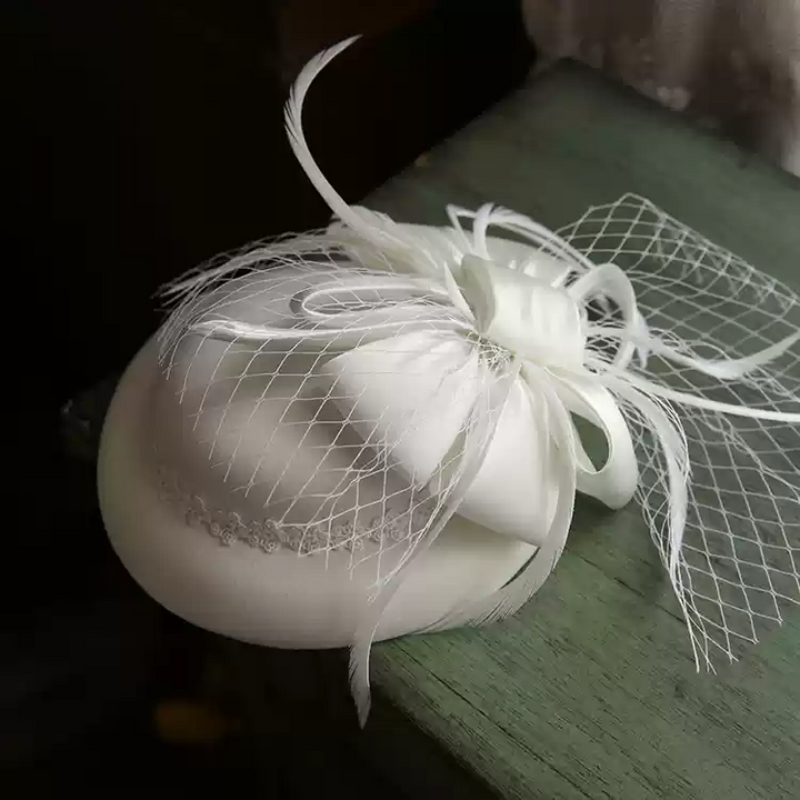 Vintage-Inspired White Bridal Fascinator - Vintage Bridal Hats with Bow and Veil