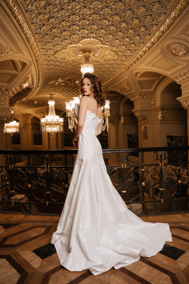 Ivory Mermaid Wedding Dress with Sleeveless – Fit Flare Wedding Dress with Satin Plus Size – SUSAN