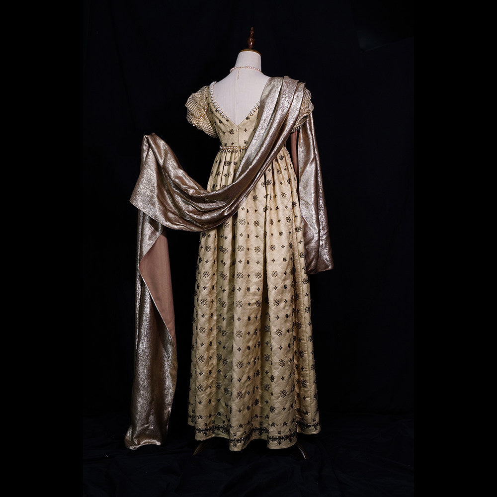 Bridgerton Inspired Regency Era Champagne Gold Empire Waist Embroidered Dress with Puff Sleeves – Vintage Vintage Gown with Metallic Shawl Plus Size