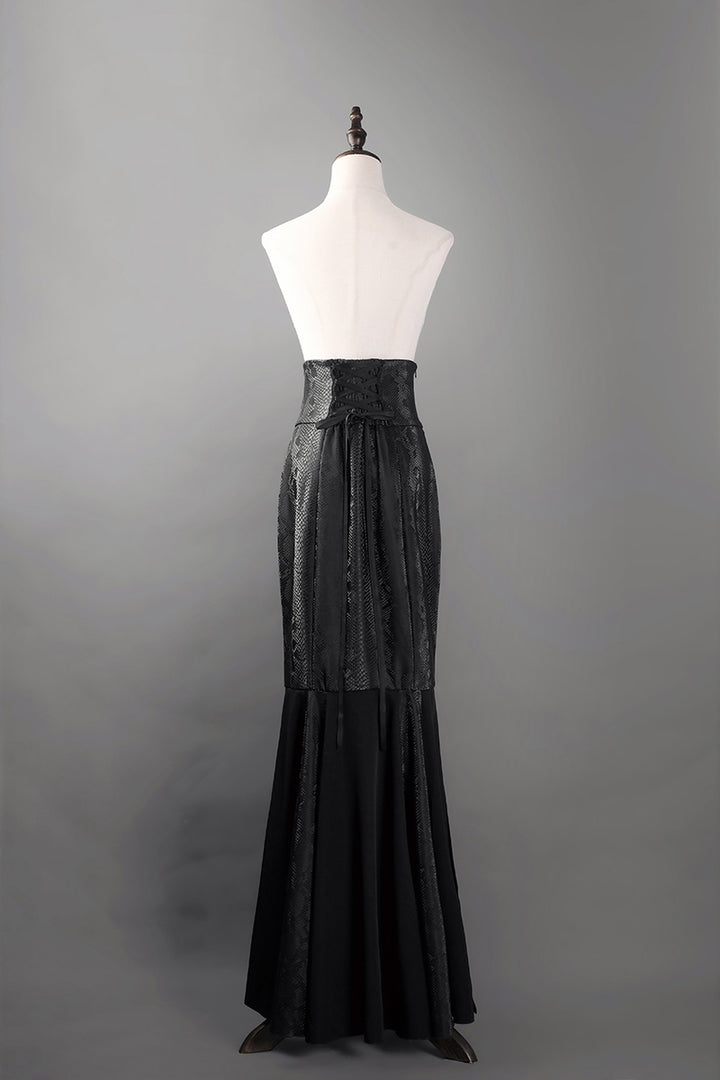 Victorian-Inspired Gothic Black Halter Dress with Bell Sleeves and Lace-Up – Long Sleeves Evening Gown Plus Size