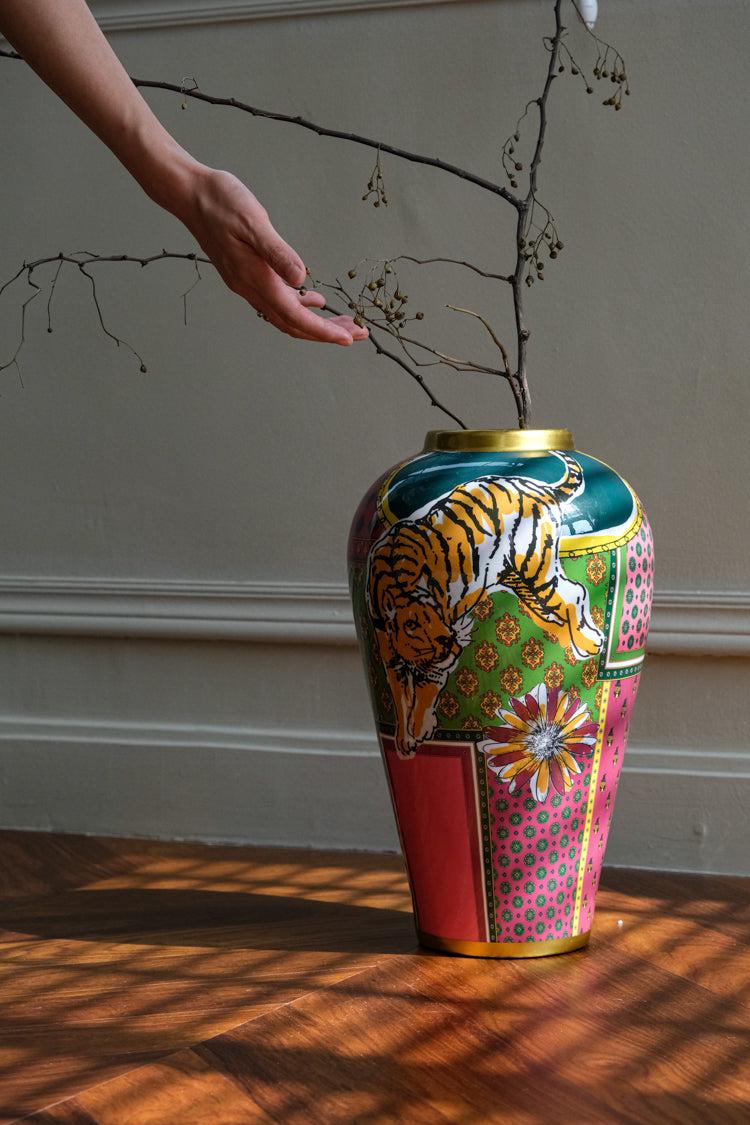 Baroque Inspired Italy Hand-Painted Porcelain Vase in Vibrant Colors with Gilded Accents Featuring Tiger Artwork