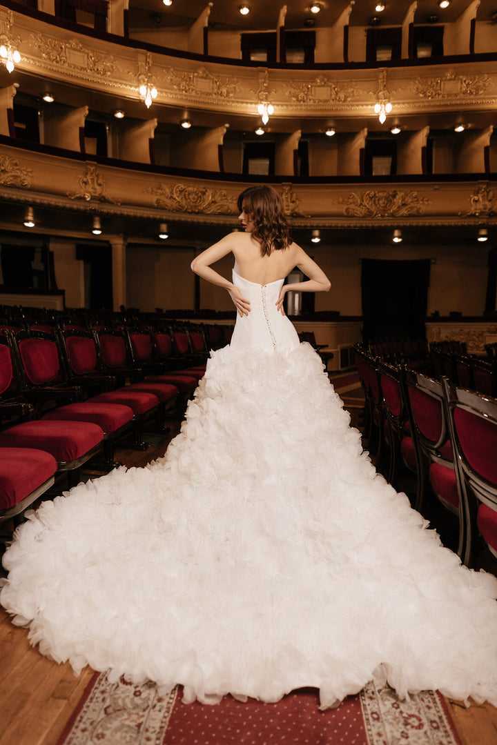 Ivory A-Line Wedding Dress with Sleeveless – Layered Tulle Ruffle Dress with Structured Corset Plus Size – MAGNOLIA