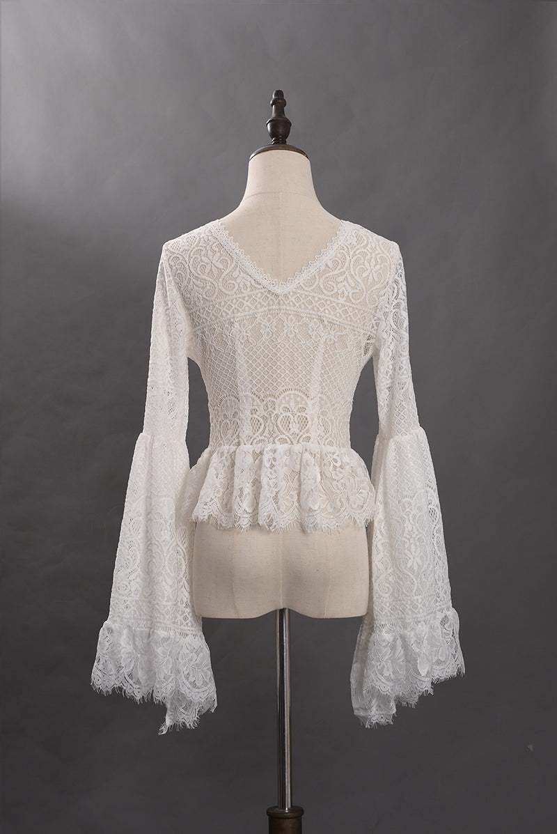 Victorian-Inspired White Lace Corset Dress with Bell Sleeves – Layered Ruffle High-Low Bridal Gown Plus Size