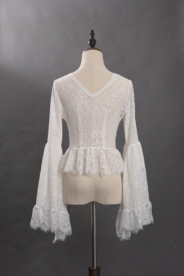 Victorian-Inspired White Lace Corset Dress with Bell Sleeves – Layered Ruffle High-Low Bridal Gown Plus Size
