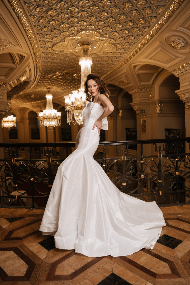 Ivory Mermaid Wedding Dress with Sleeveless – Fit Flare Wedding Dress with Satin Plus Size – SUSAN
