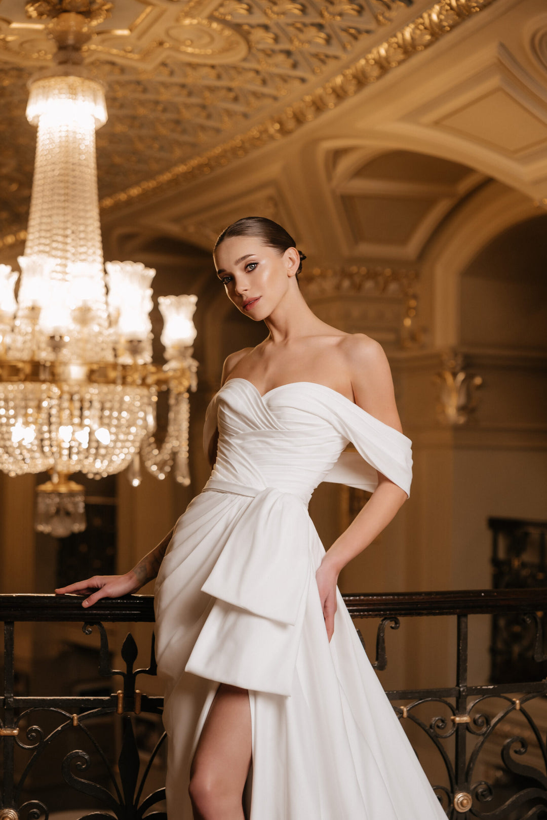 Ivory Off the Shoulder Wedding Dress with High Slit - Convertible Wedding Dress with Removable Train Plus Size – FABRIZIA
