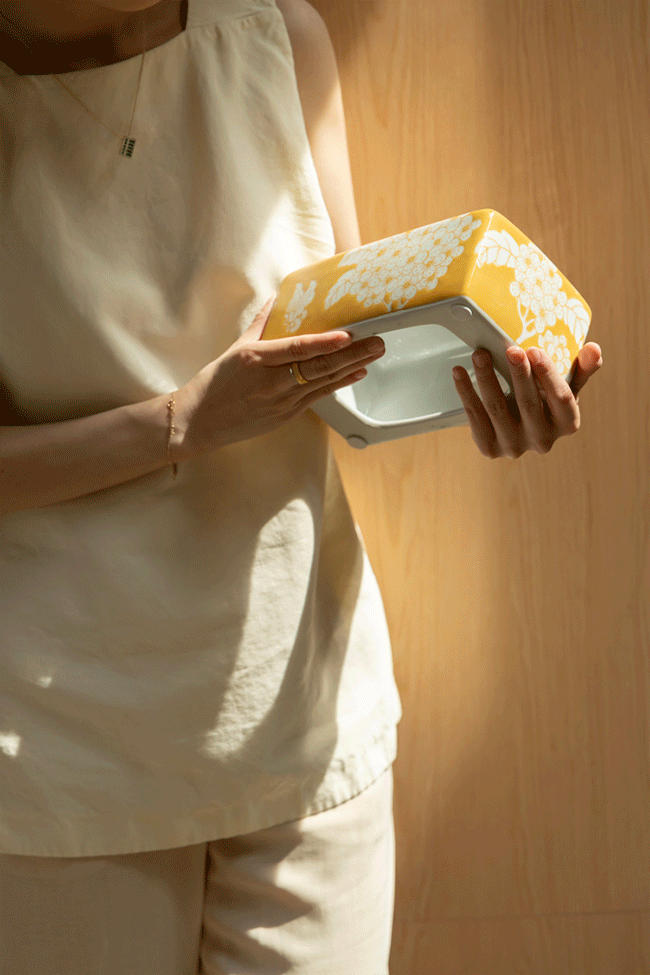 Oriental Handmade Yellow Porcelain Tissue Box with Hand-Painted Underglaze Motif
