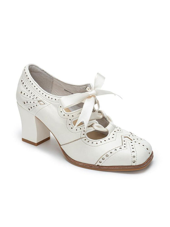 1930s Art Deco - Inspired Oxford Heels - Classic Lace - Up Design - WonderlandByLilian