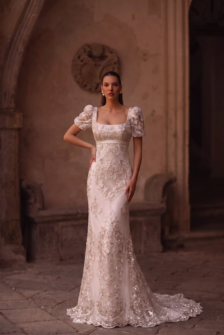 Regency Era Wedding Dress White Empire Waist Gown with Square Neckline and Puff Sleeves Plus Size
