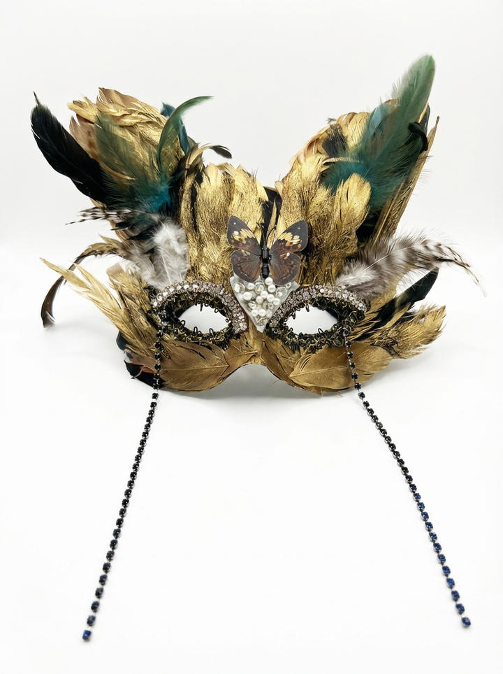 Gilded Monarch – Baroque Feather Masquerade Mask