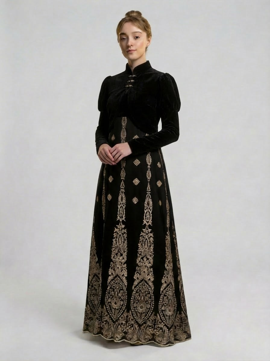 Bridgerton Regency Black Embroidered Velvet Empire Waist Vintage Gown with Baroque Silver Motif Plus Size