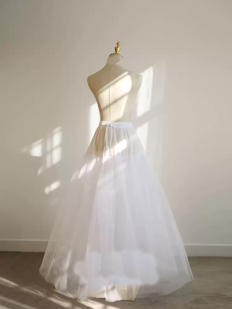 Bridal Natural Full Volume 4-Layer Tulle Petticoat WonderlandByLilian Bridal Natural Full Volume 4-Layer Tulle Petticoat WonderlandByLilian