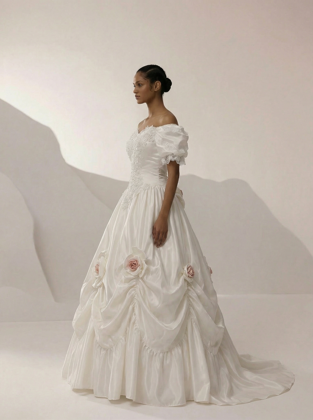 Princess Diana Wedding Dress - Antique White Modest Lace Wedding Dress With  Floral Satin