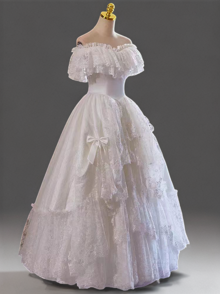 Antique Victorian Vintage Ivory White Lace Off-Shoulder Ball Gown Wedding Dress with Tiered Skirt Plus Size