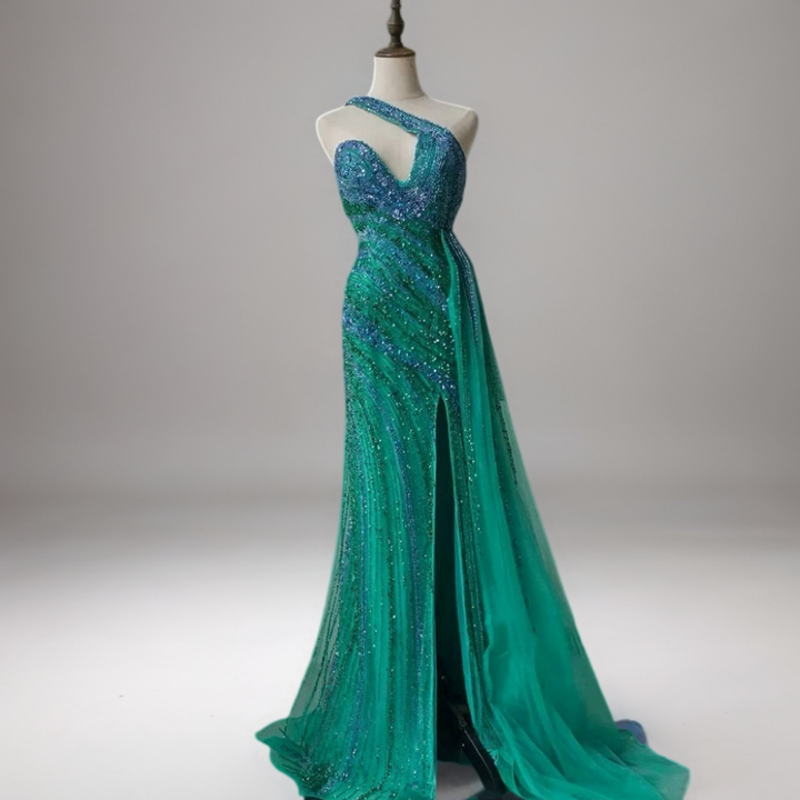 Emerald Green One-Shoulder Sequin Evening Gown with Tulle Overlay – Glitter Maxi Dress with Slit and Beaded Details Plus Size