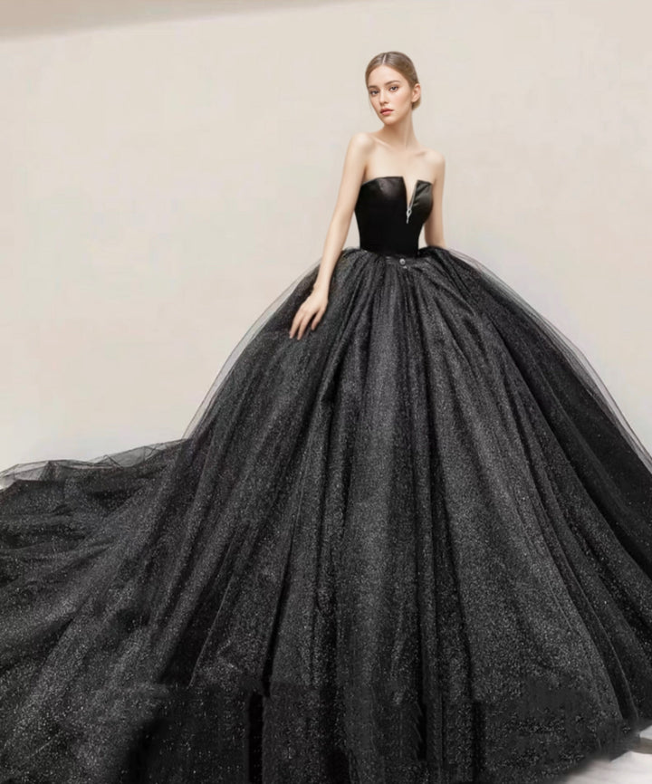 Gothic Off Shoulder Black Deep V-neck Wedding Dress With Train Ball Gown Plus Size