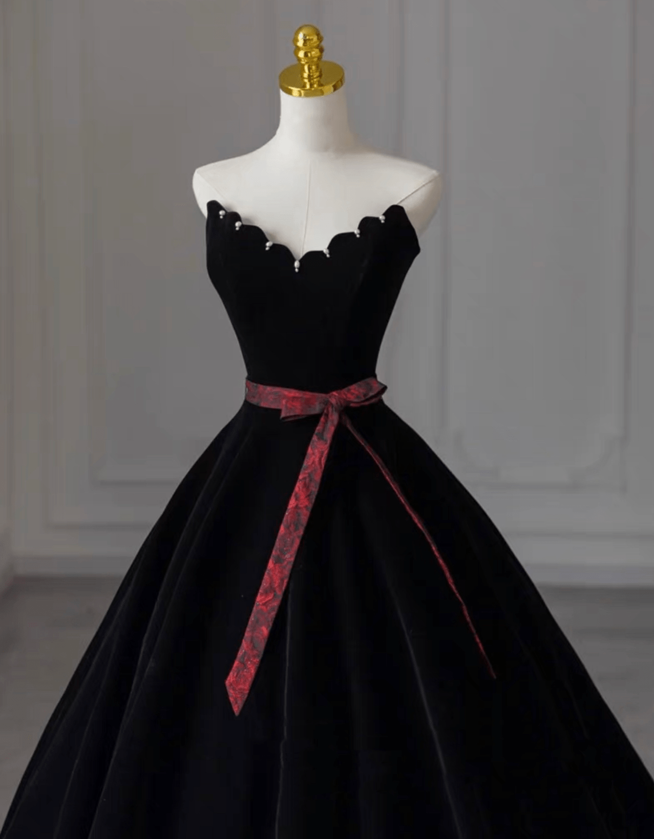 Gothic Black Wedding Dress With Red Jacquard Trim And Belt