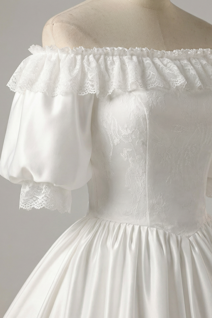Vintage Off the Shoulder Wedding Dress with Puff Sleeves – Lace Tiered Wedding Gown with Ruffle Hem Plus Size