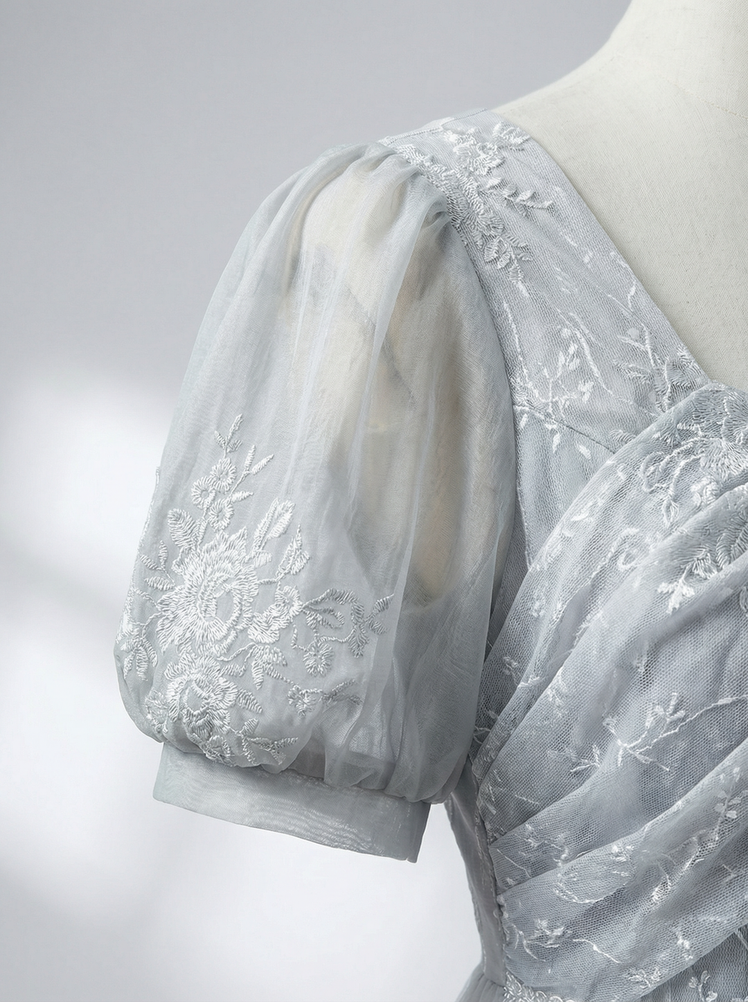 Bridgerton Empire Waist grey ball gown, Regency Era dress with Lace Embroidery,  Jane Austin plus size