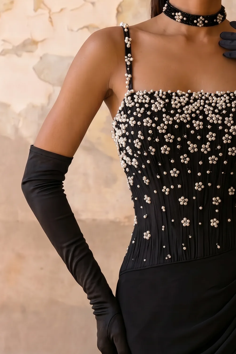 Elegantes Champagner-Abendkleid mit Pailletten und Tüll - Champagner-Kleid für Hochzeitsgäste - Hübsches Paillettenkleid mit langen Ärmeln in Übergröße