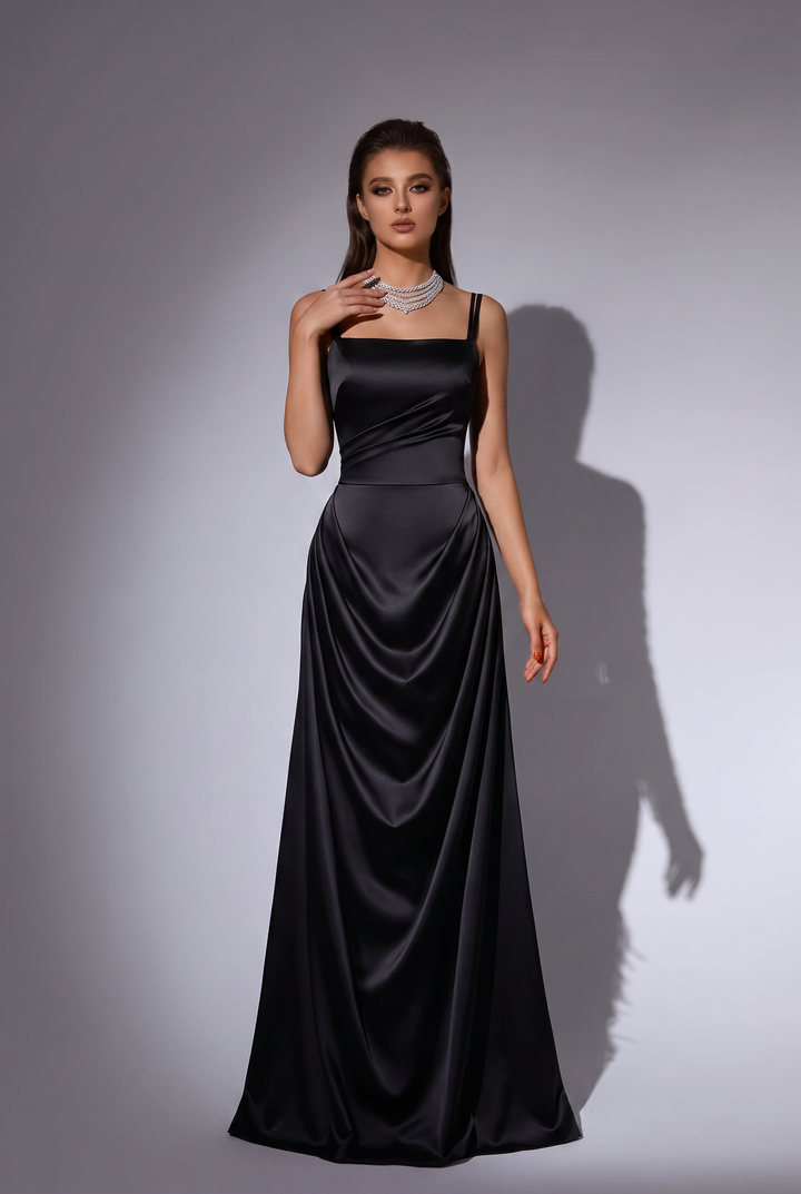 Black Satin Evening Dress with Square Neck, Spaghetti Straps and Draped A-Line Skirt – Elegant Formal Gown Plus Size