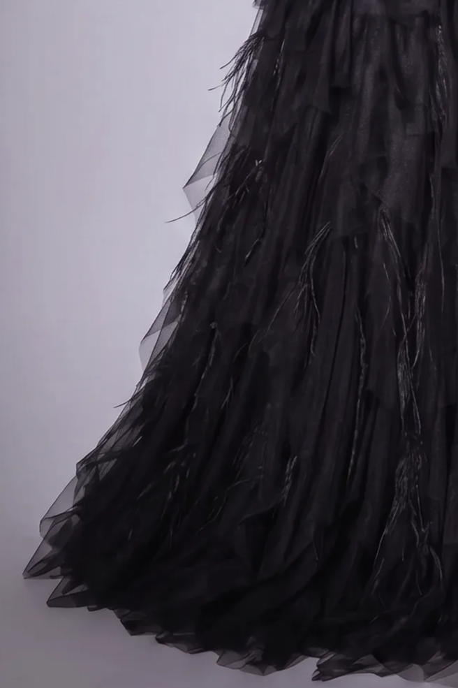 Black Strapless Mermaid Evening Dress with Ruched Bodice and Layered Tulle Skirt – Elegant Formal Gown Plus Size