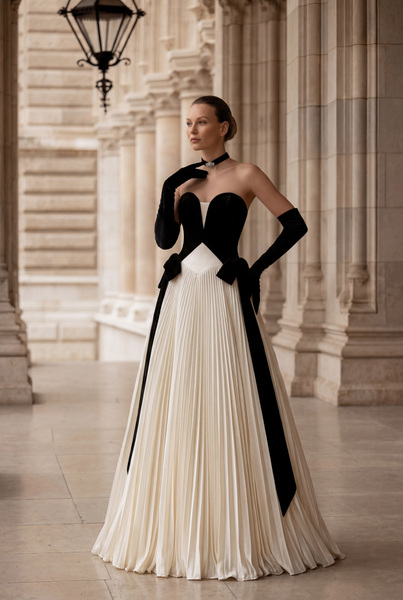 Gorgeous Velvet Formal Gothic Black Dress for Plus Size Custom made / White / With Choker +Gloves