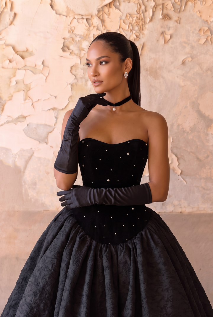 Black Gothic Wedding Dress With Embroidery - Gothic Strapless Ball Gown Plus Size
