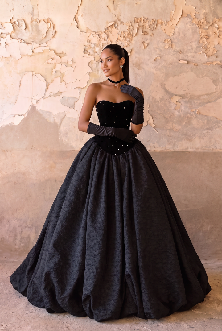 Black Gothic Wedding Dress With Embroidery - Gothic Strapless Ball Gown Plus Size
