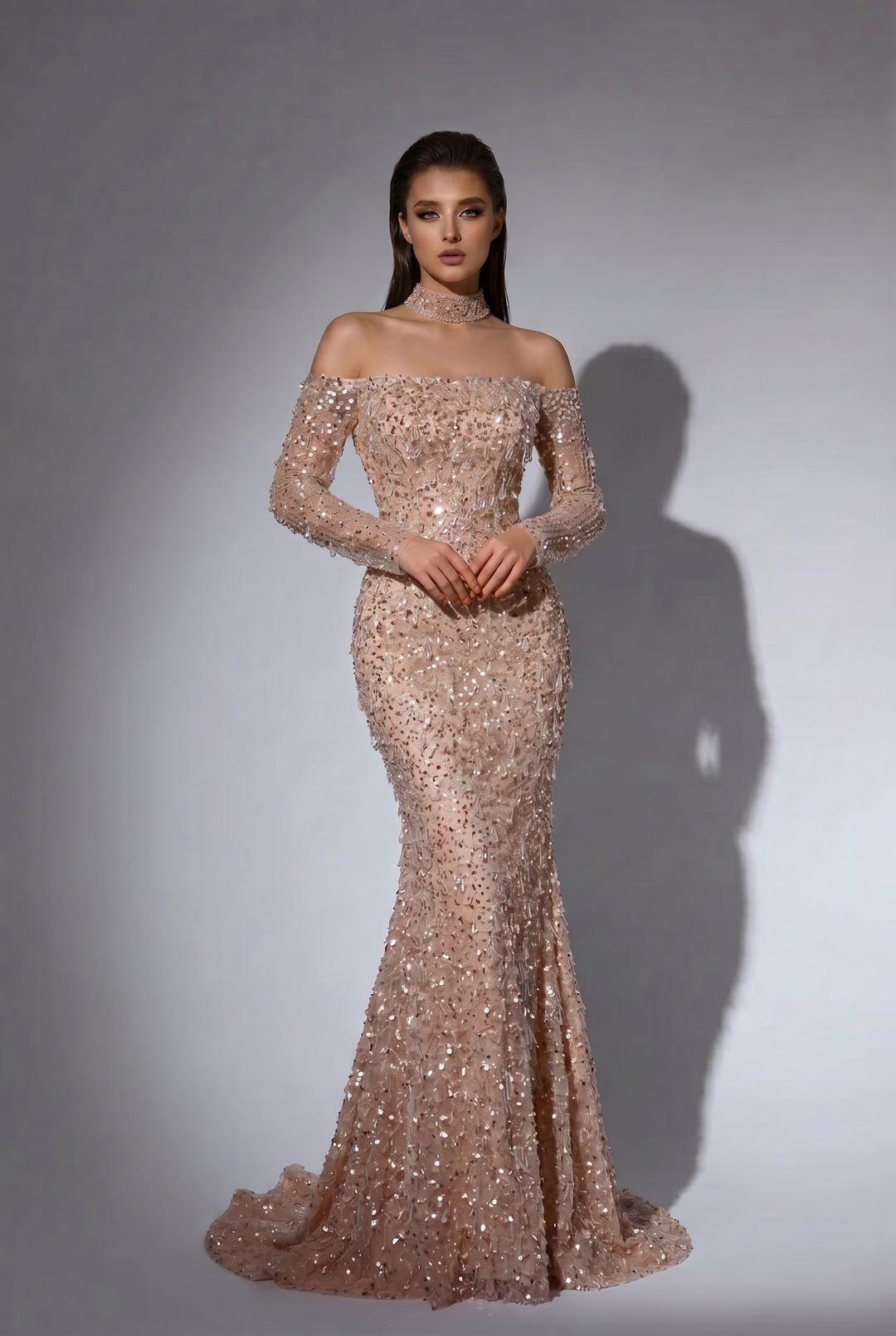 Elegantes Champagner-Abendkleid mit Pailletten und Tüll - Champagner-Kleid für Hochzeitsgäste - Hübsches Paillettenkleid mit langen Ärmeln in Übergröße