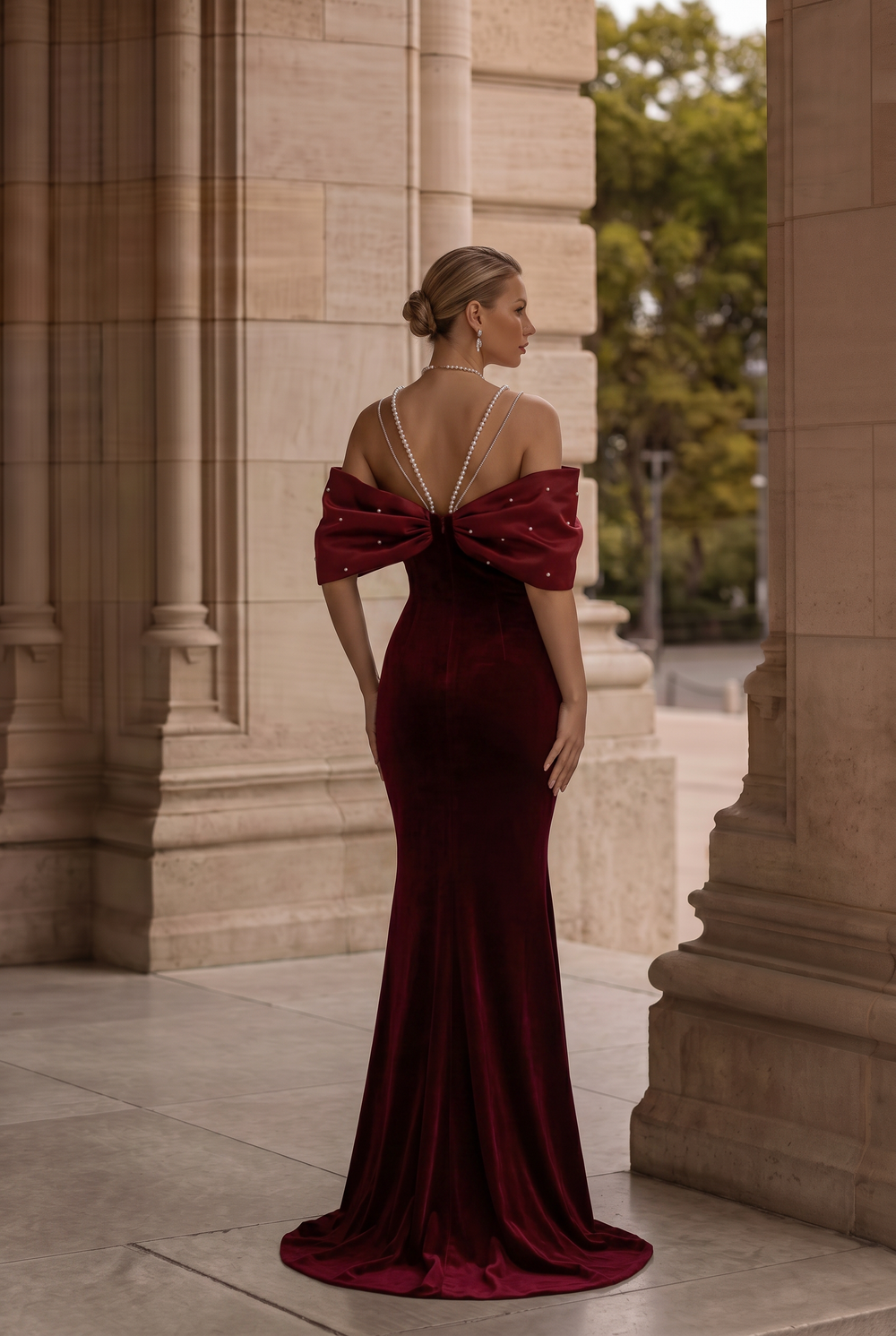 Burgundy Velvet Mermaid Formal Dress With Pearl Chain