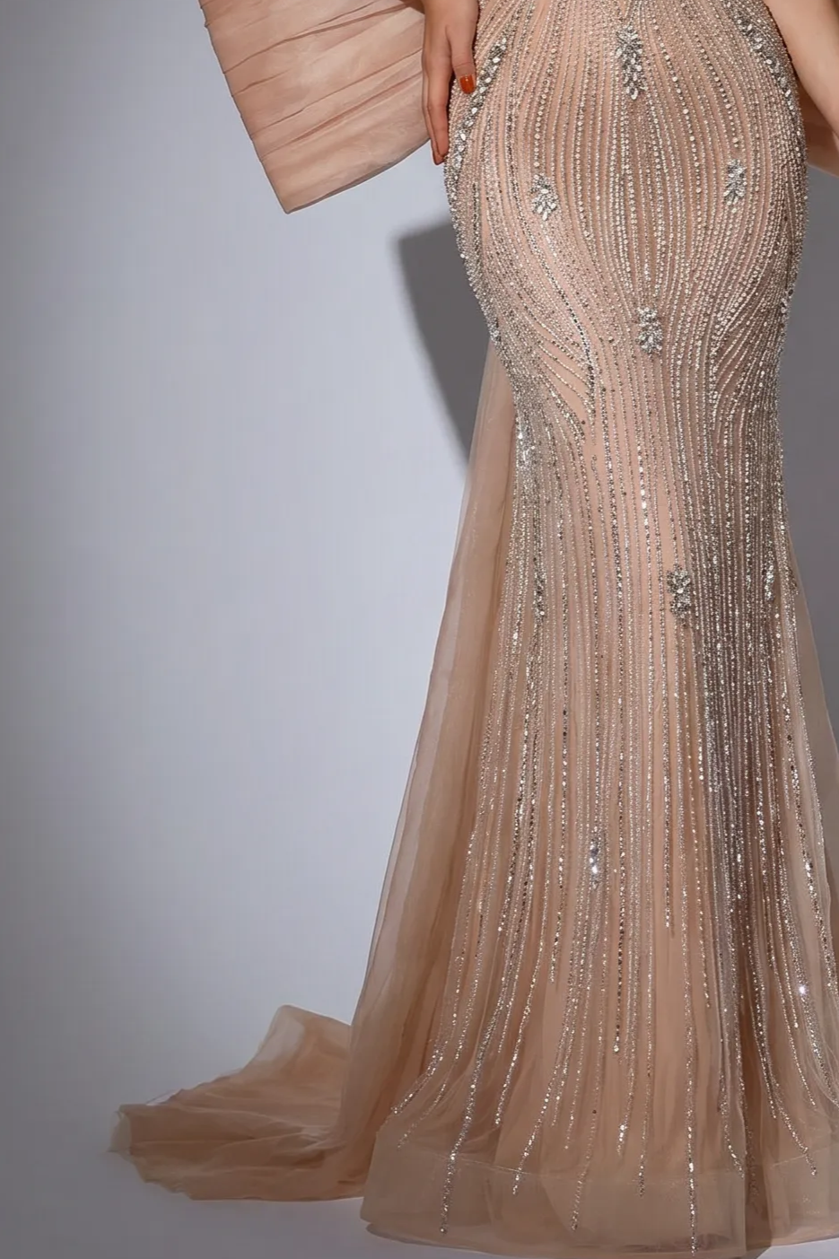 Champagne Mermaid Evening Gown with Oversized Bow Train, Sweetheart Neckline and Crystal Beading – Formal Dress Plus Size