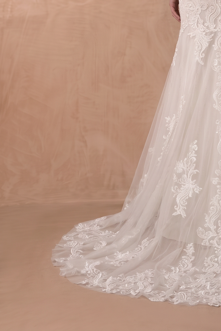 Classic Elegance And Modern Allure Beaded Lace Wedding Gown
