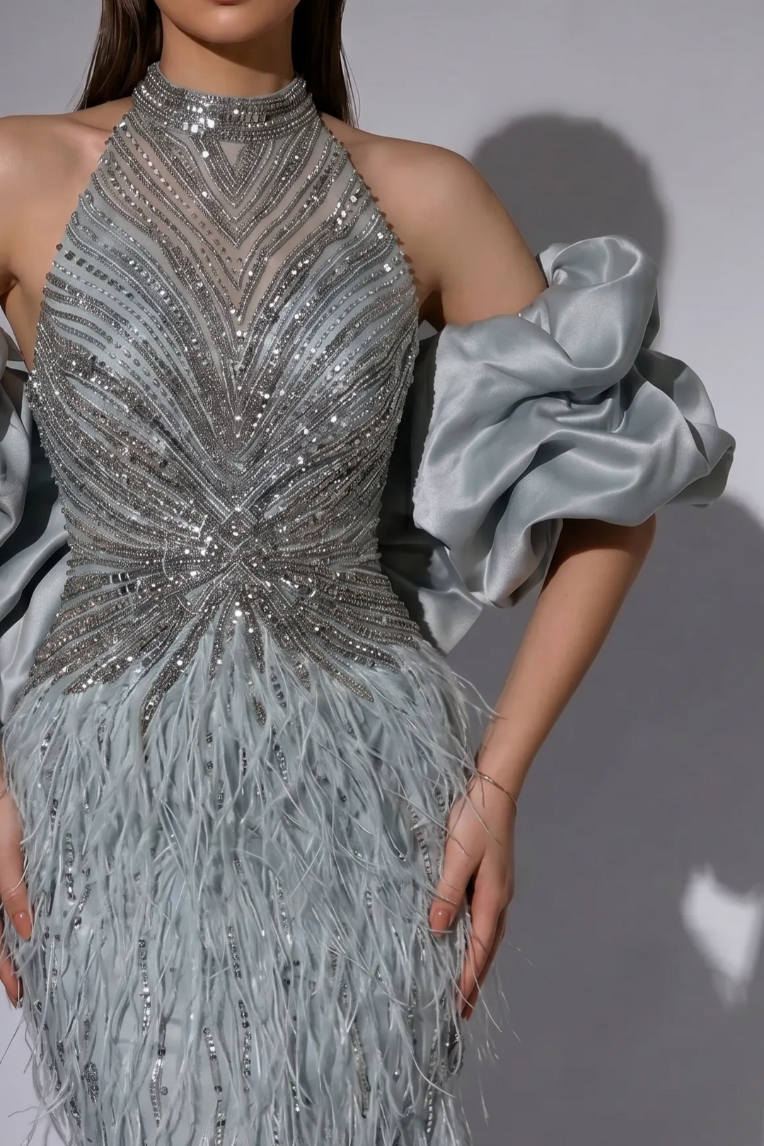 Dusty Blue Feather Mermaid Evening Gown with Crystal Beaded Halter Neck and Detachable Puff Sleeves – Luxury Formal Dress Plus Size